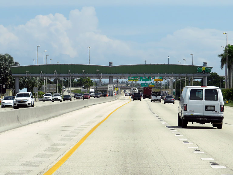 Florida's Turnpike At Golden Glades Toll Plaza